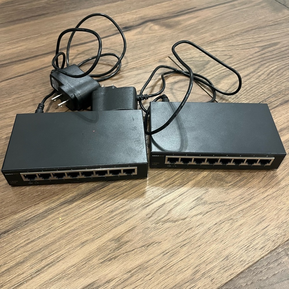 Signamax SC10100 C-100 8 Port Gigabit Switch 2 units